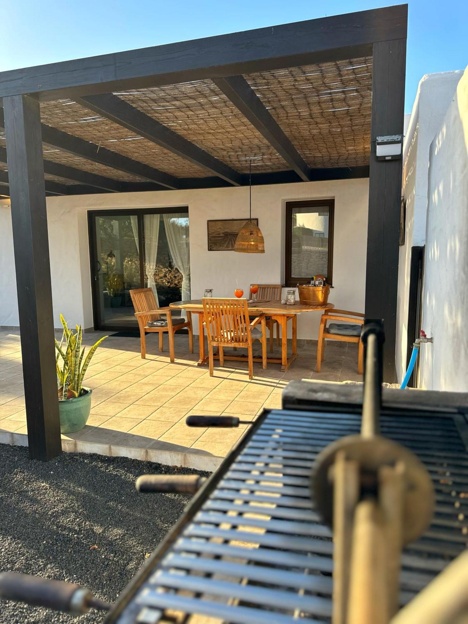 Вилла Casa Marisa With Heated Pool & Garden Тиндайя Экстерьер фото