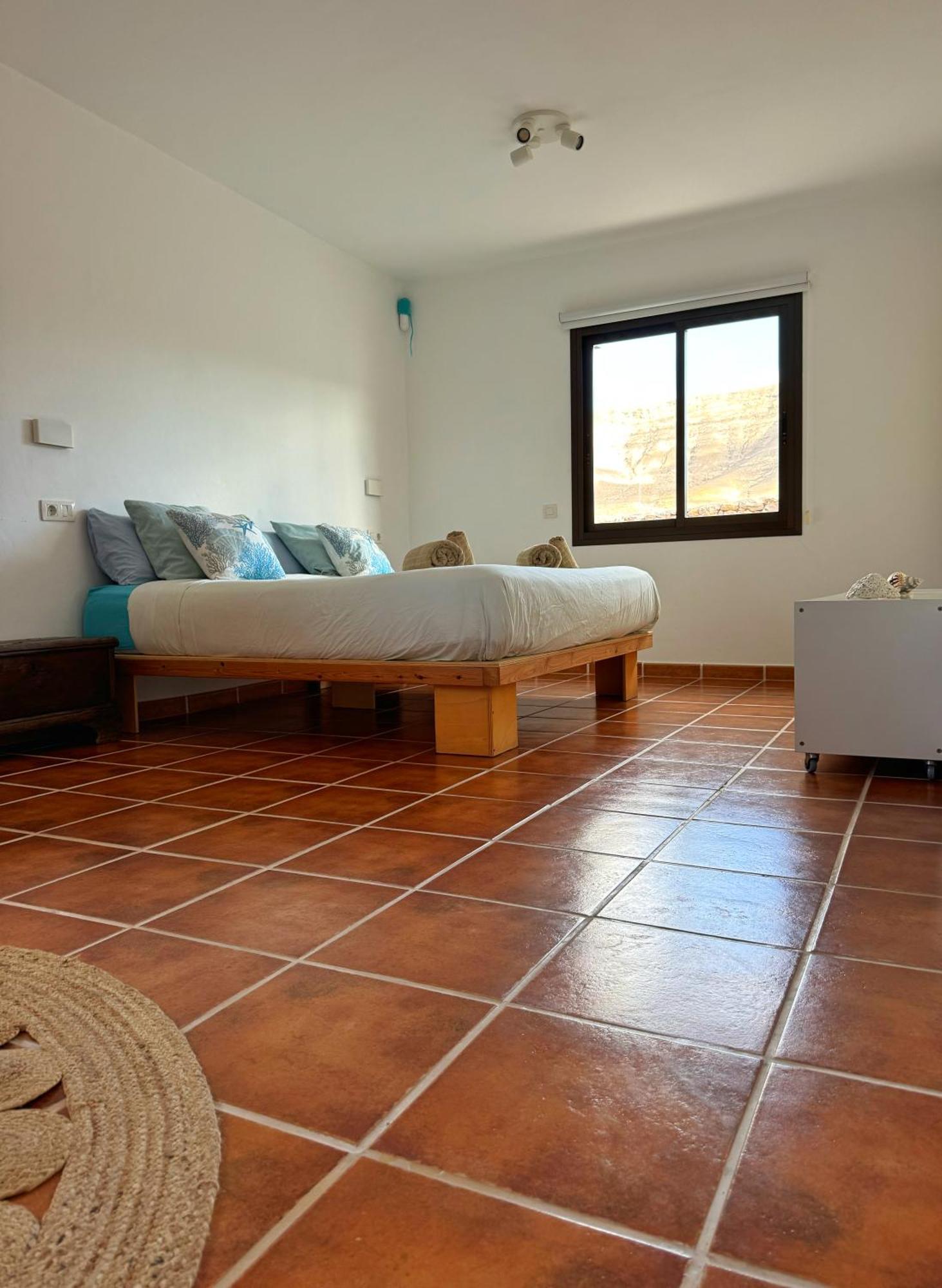 Вилла Casa Marisa With Heated Pool & Garden Тиндайя Экстерьер фото